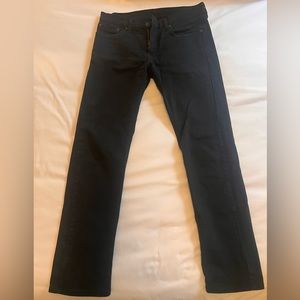 Levi 513 Black Jeans - Slim Straight Fit